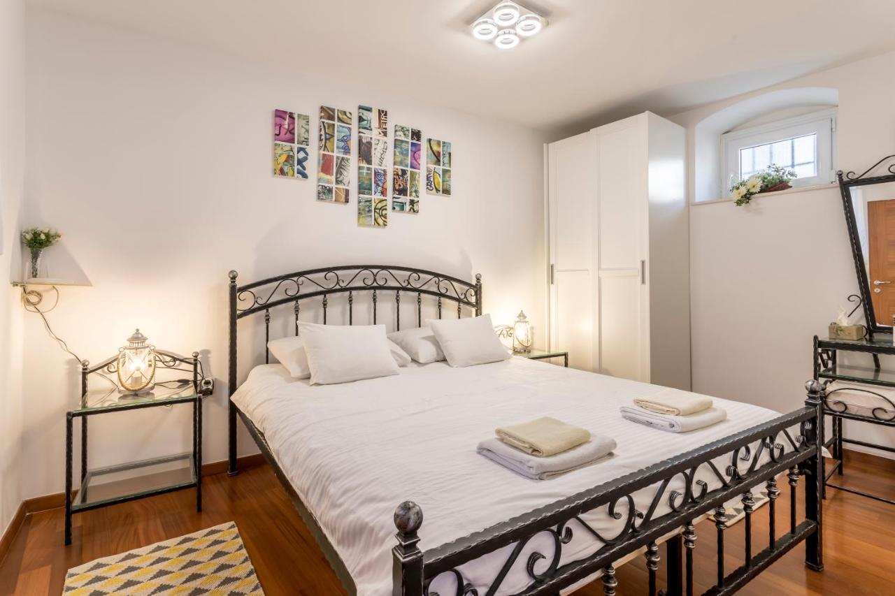 Apartments And Rooms Villa Erede Split Exterior foto